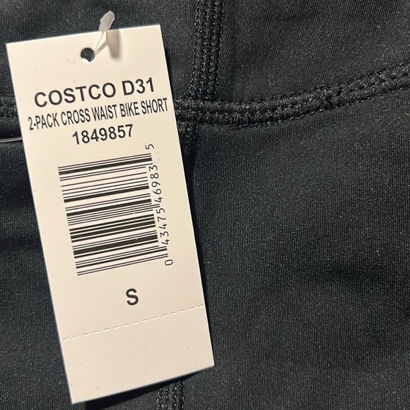 New Danskin Women's Cross Waist Bike Short, 2-pack - Picture 5 of 8